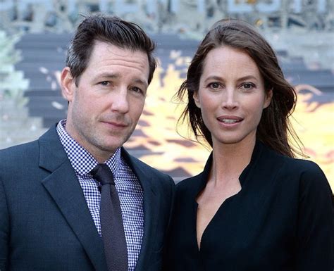 Christy Turlington Biography, Age, Height, Weight, Boyfriend, Family.